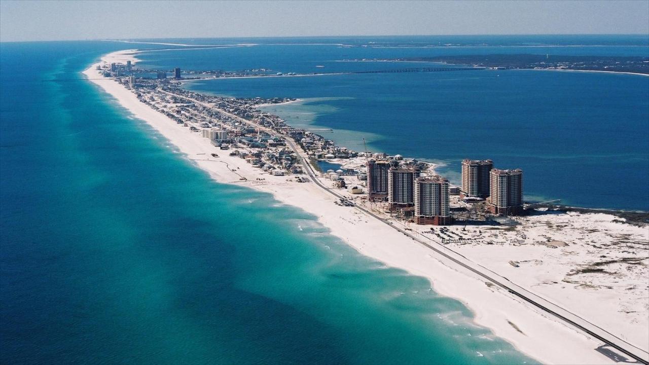 Life'S A Breeze! Updated 3B Home 10 Min To Beach! Gulf Breeze Exterior photo