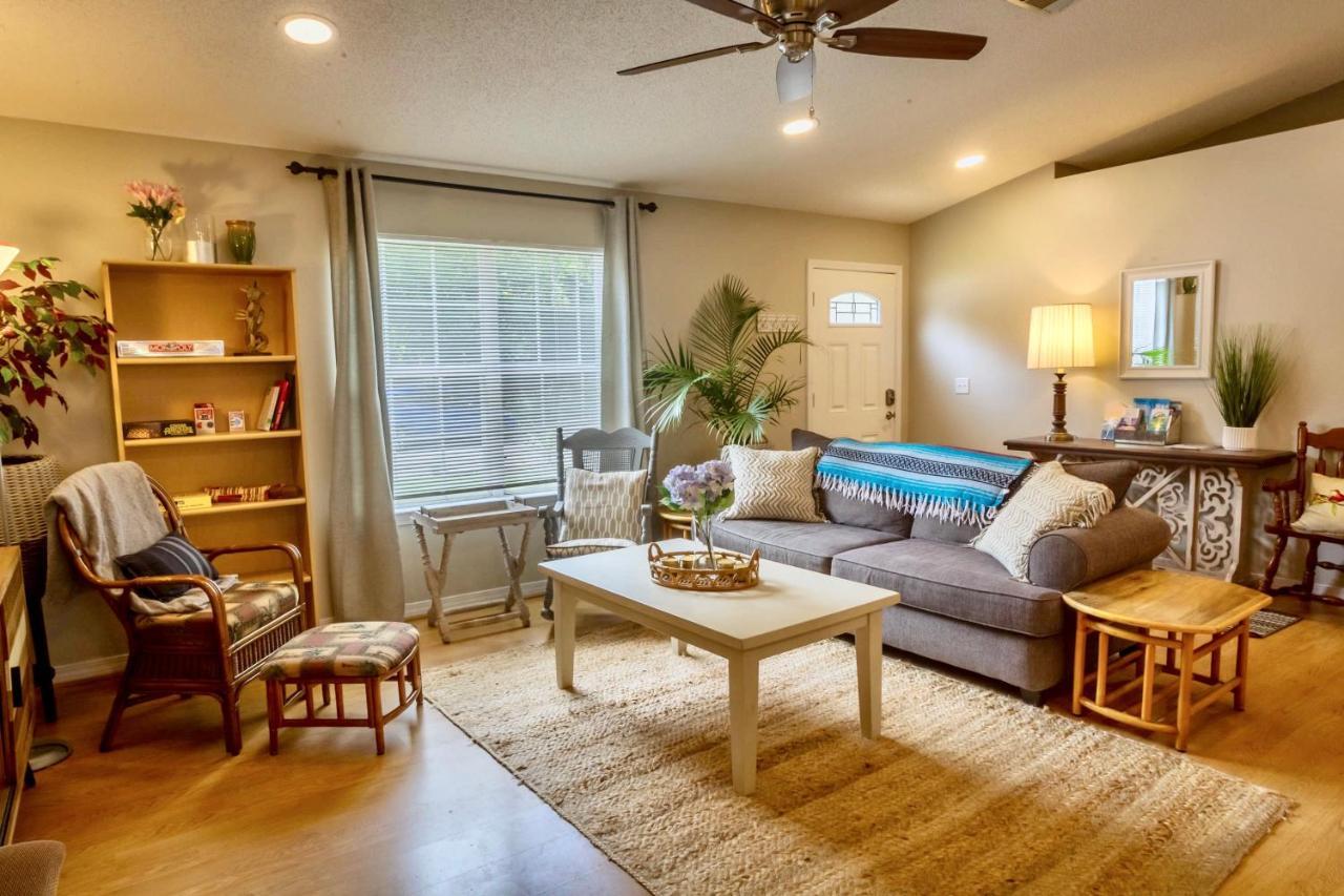 Life'S A Breeze! Updated 3B Home 10 Min To Beach! Gulf Breeze Exterior photo
